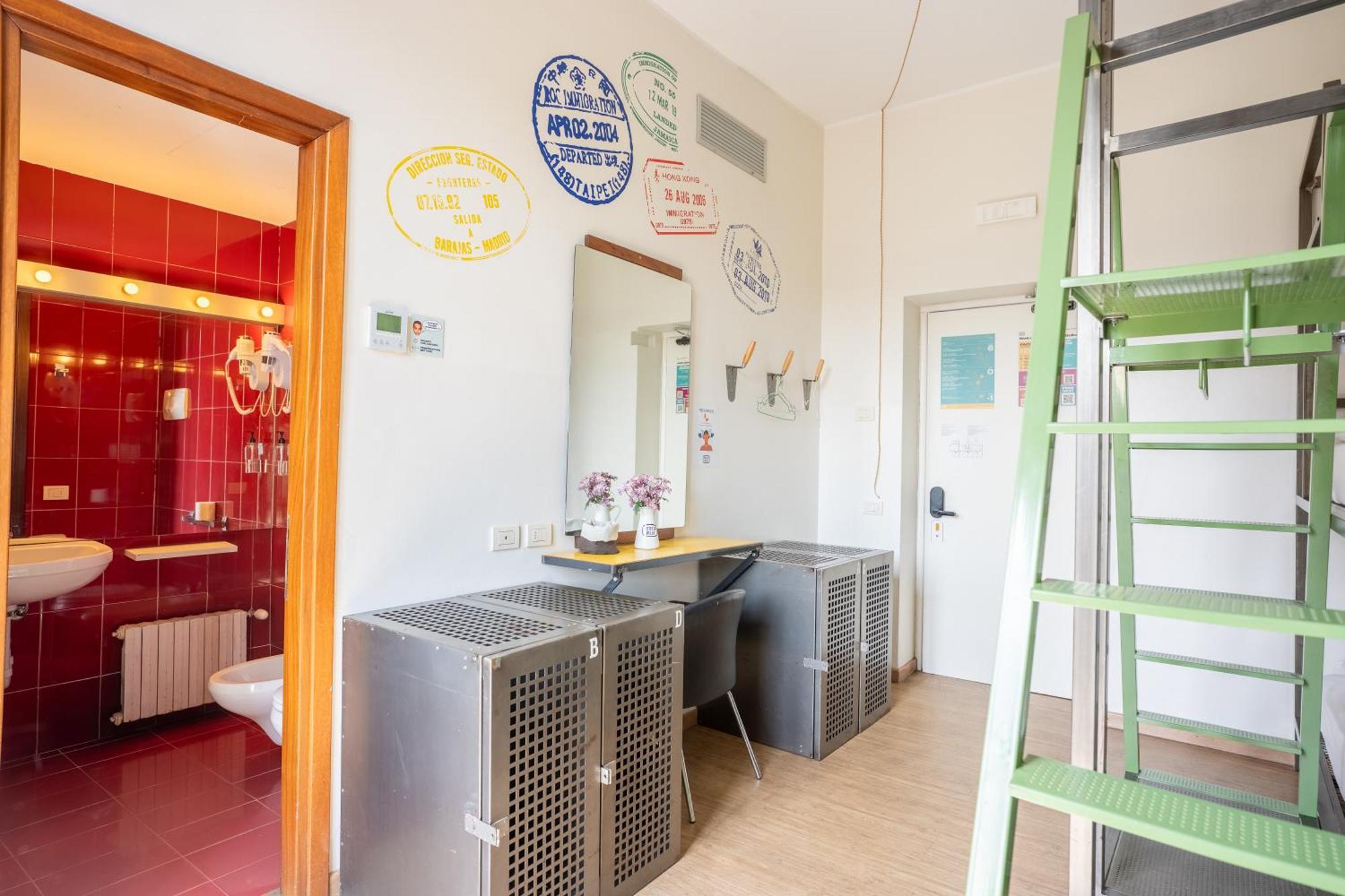 6-Bed Mixed Dormitory Room